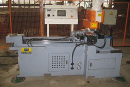 Cutting machine tool for cutting shaft